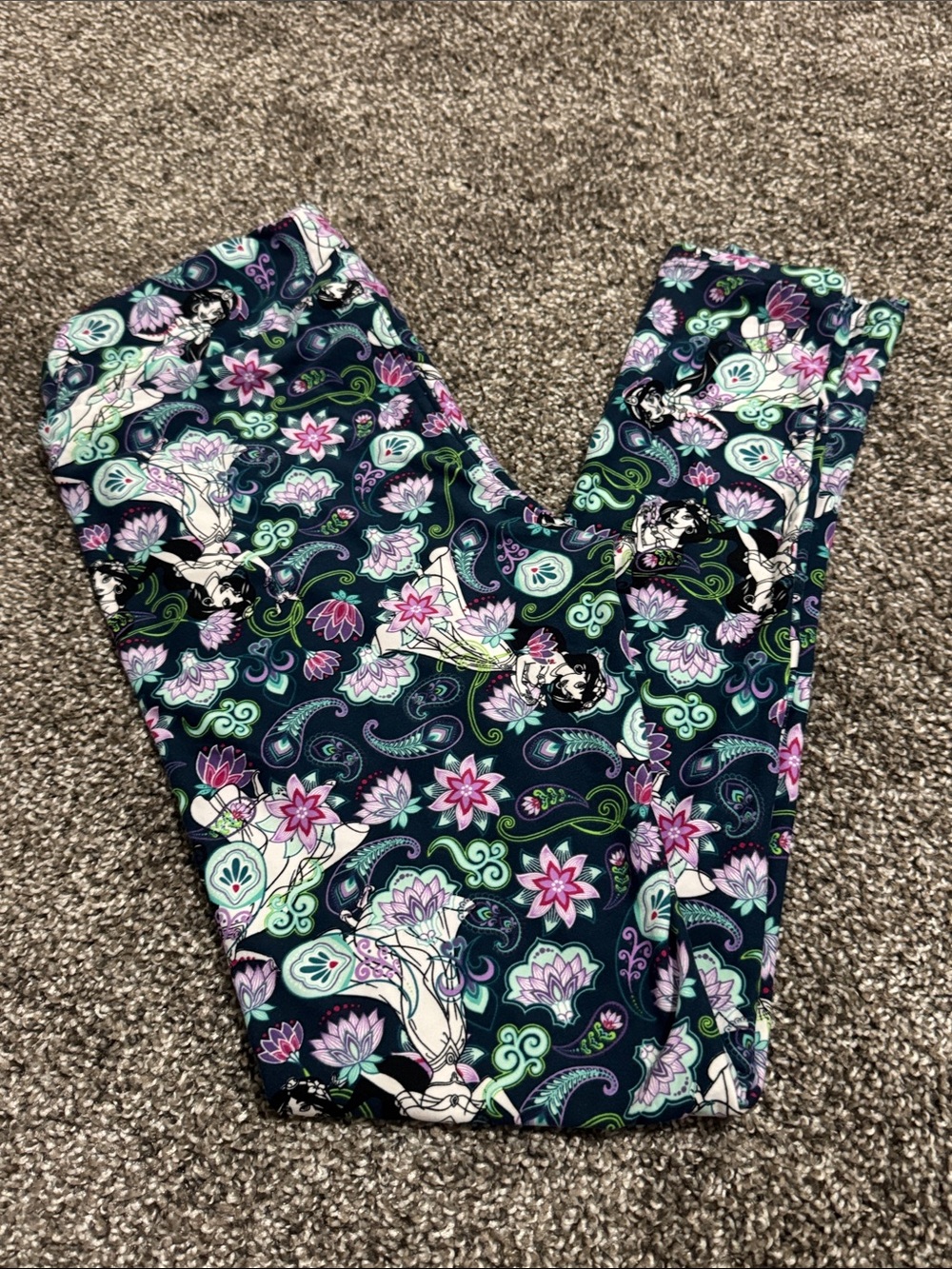 Women’s Lularoe Disney Princess Jasmine leggings